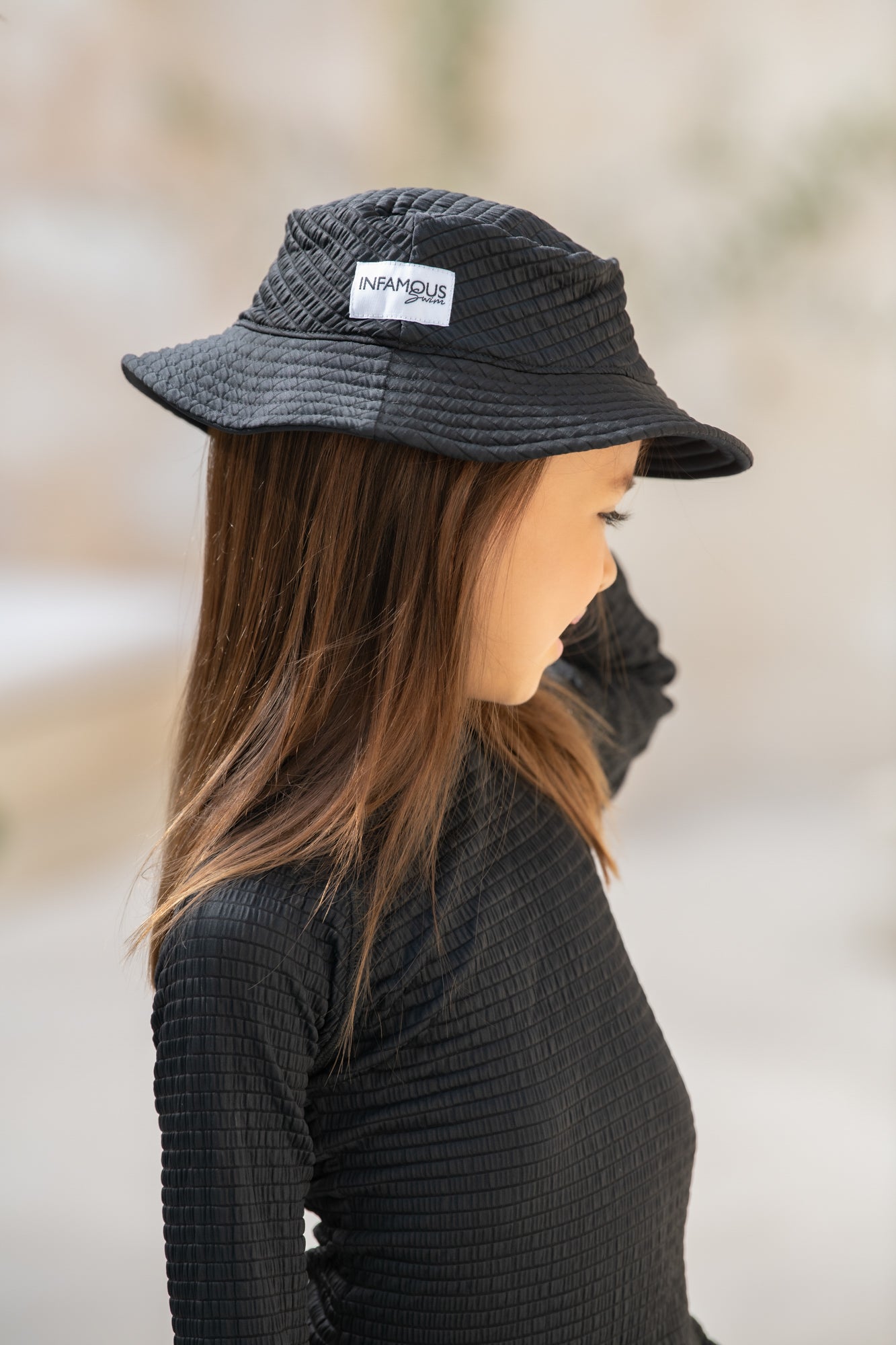 Daisy Swim Hat - Black Runch