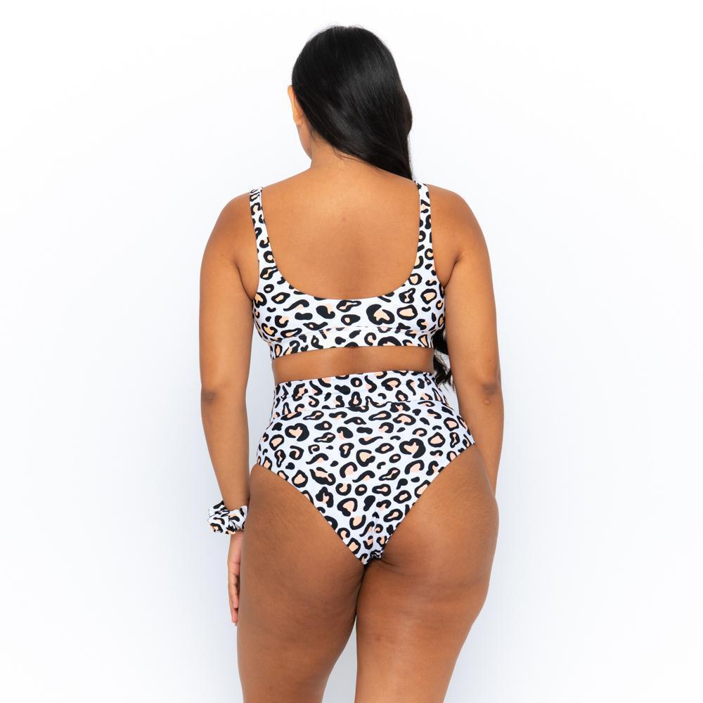 0f089a3bcf38d052f7882d12b3923a82%2FSafari-leopard-gia-ginger-mimi-curve-28.jpg