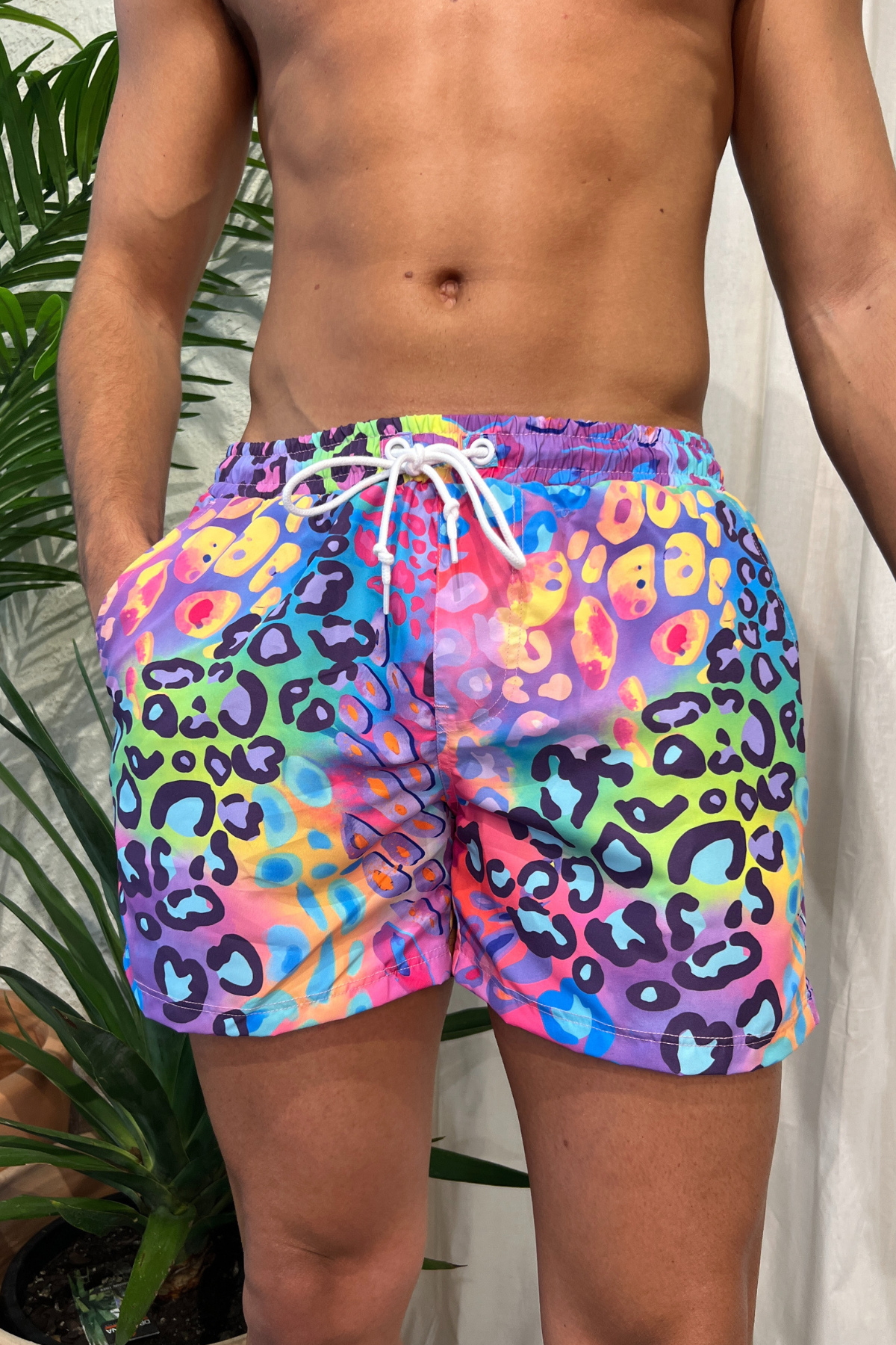 Mens leopard 2025 print board shorts