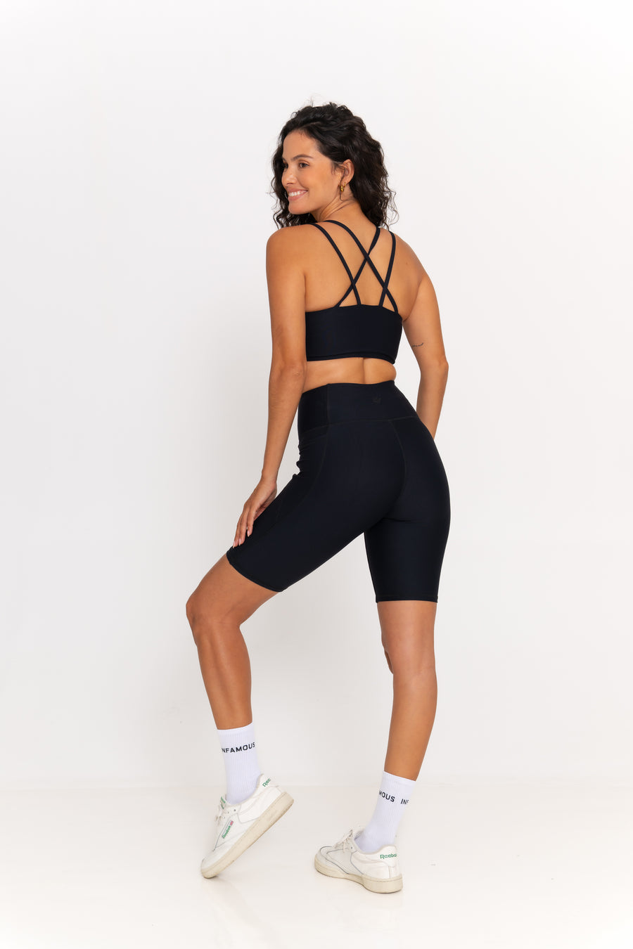 Ava Active Crop - Black
