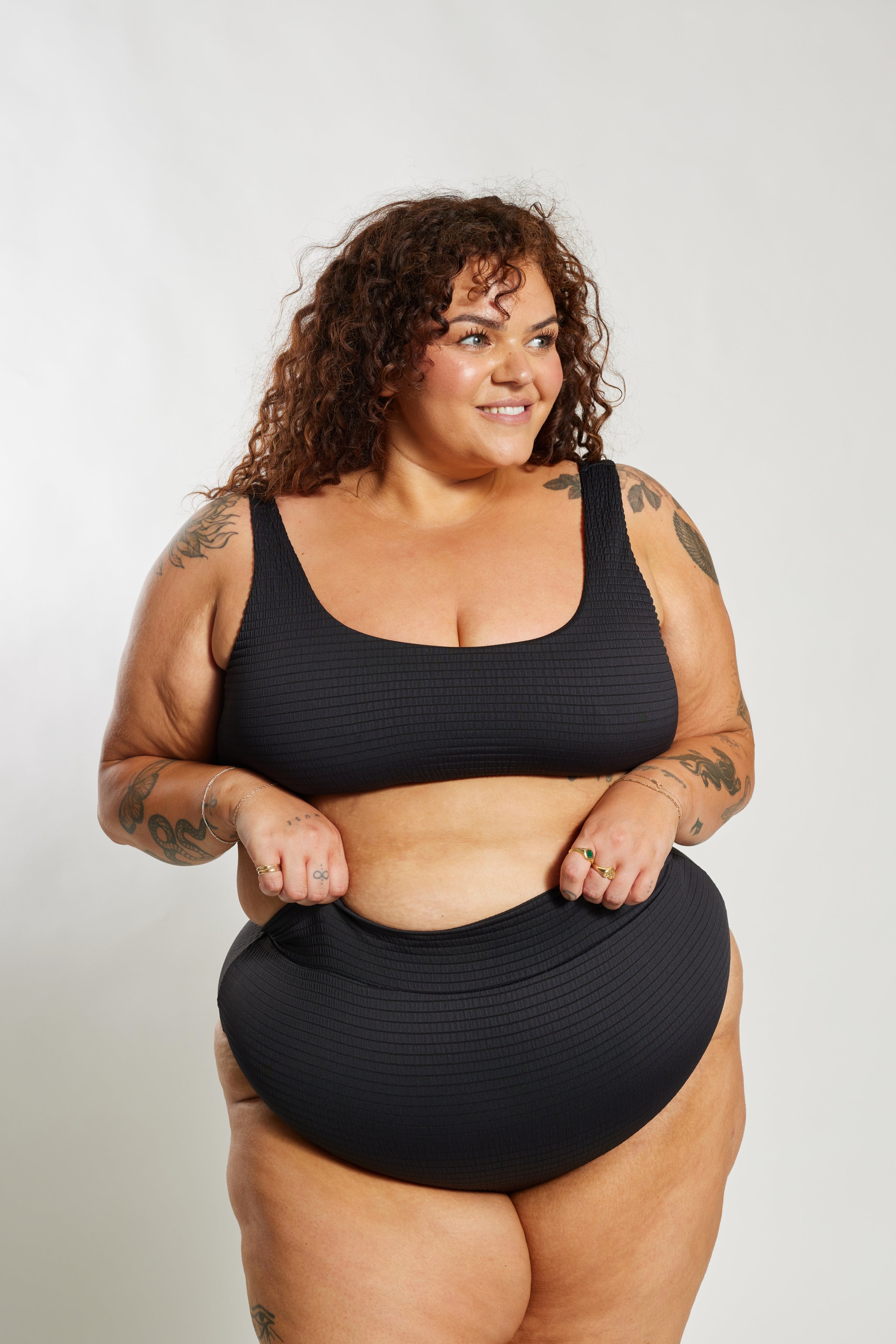 Ginger Bikini Bottom Curve - Black Runch