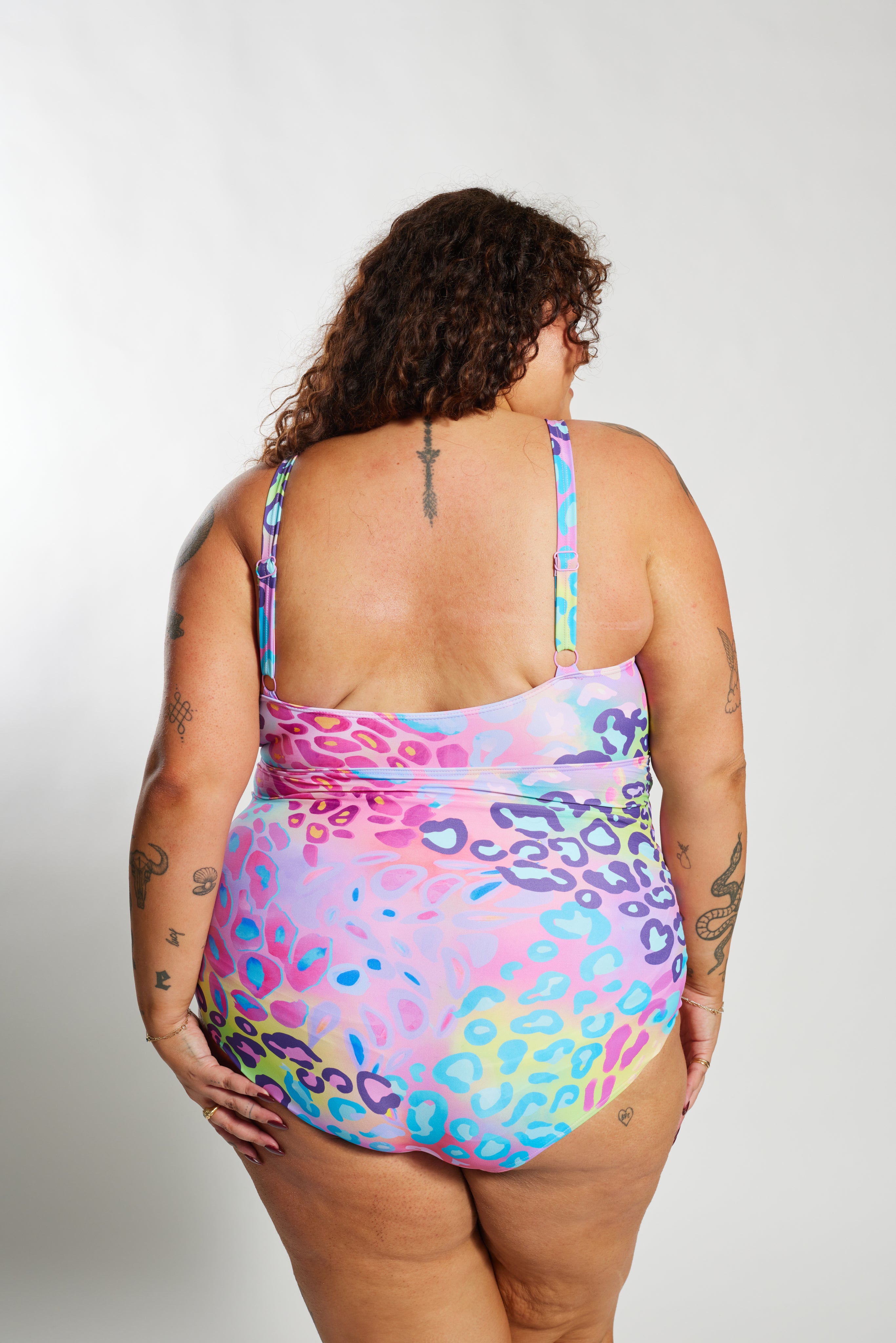 Gwen One Piece Curve - Kaleidoscope