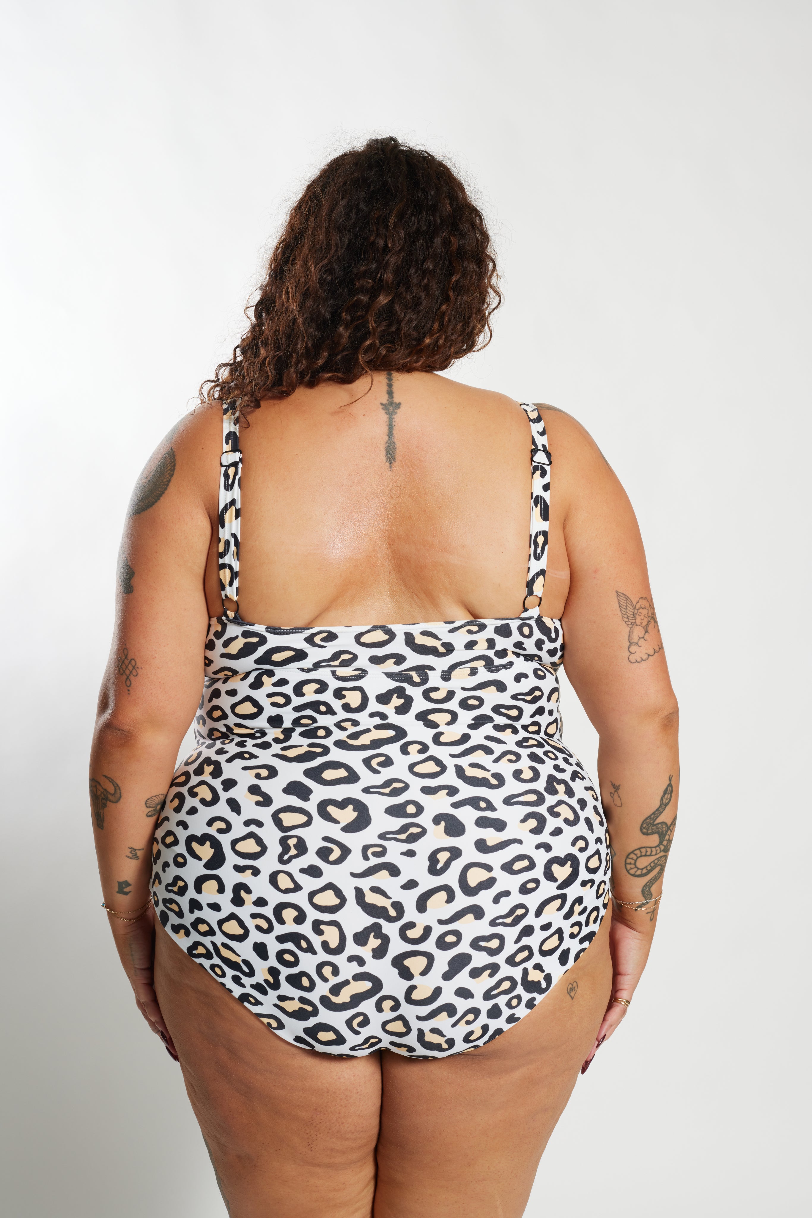 Gwen One Piece Curve - Safari Leopard