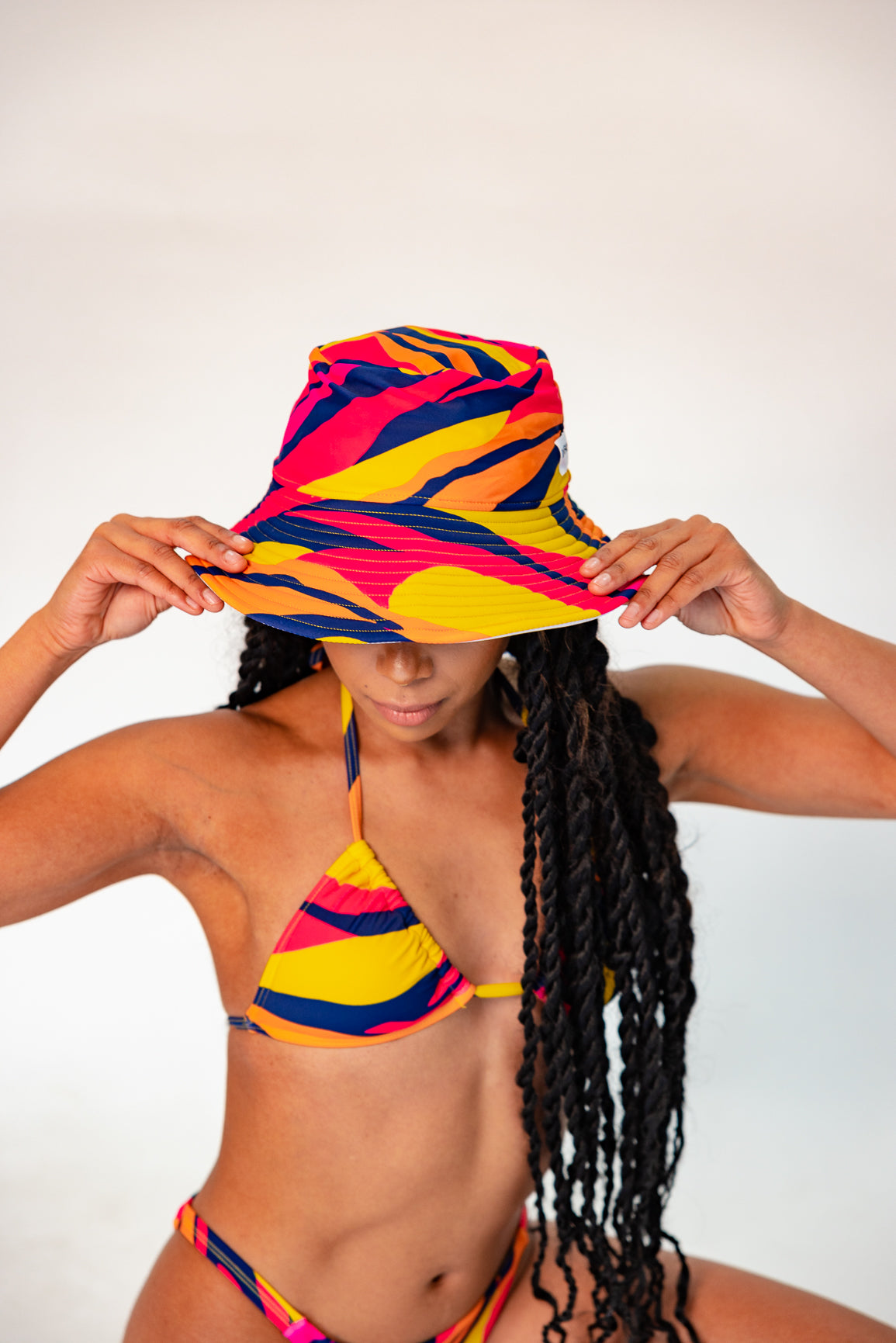 Daisy Swim Hat Adult - Sunset Stripes