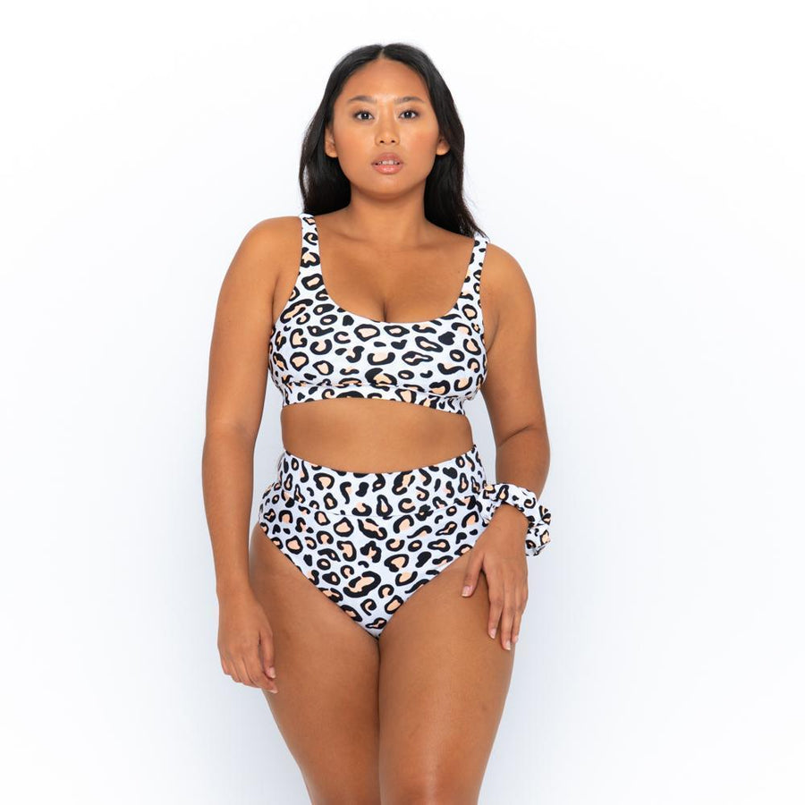 0f089a3bcf38d052f7882d12b3923a82%2FSafari-leopard-gia-ginger-mimi-curve-12.jpg